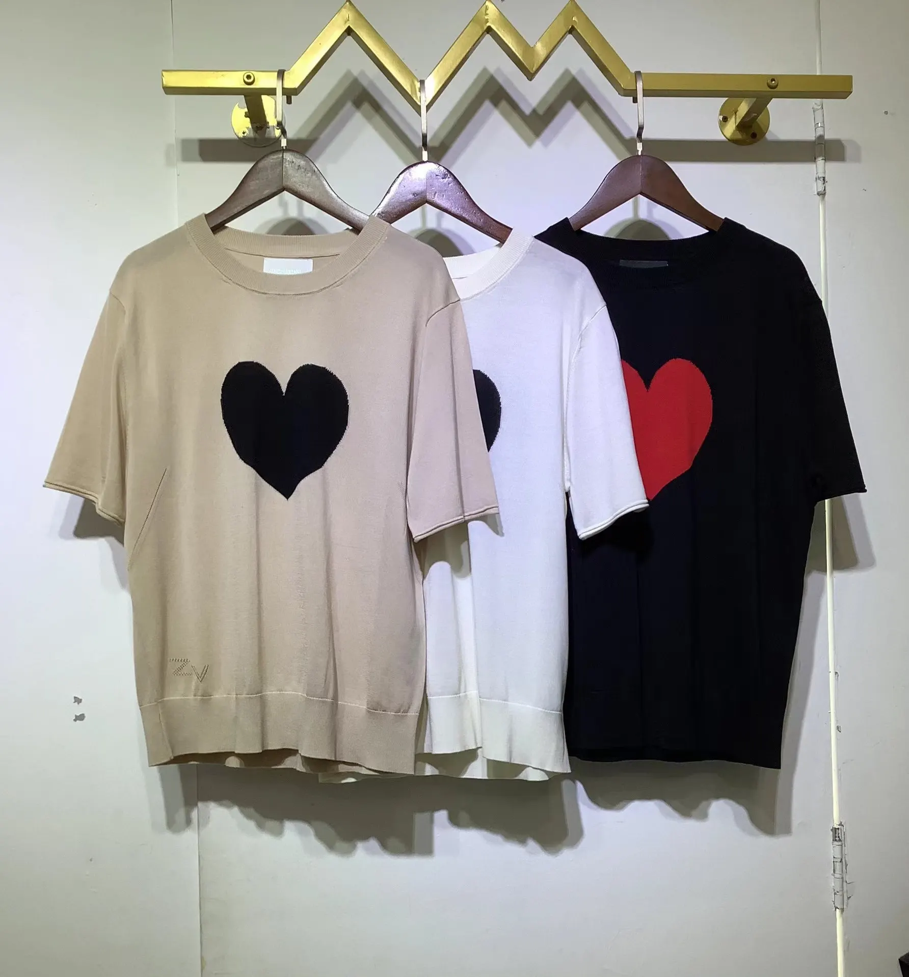 

ZV new round neck love temperament commuting short-sleeved sweater