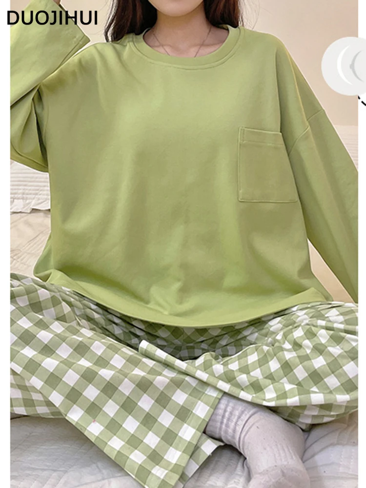 DUOJIHUI New Women's Round Neck Women's Pajamas Two Piece Set Sweet with Chest Pads Women Top Loose Plaid Pants Home Clothing