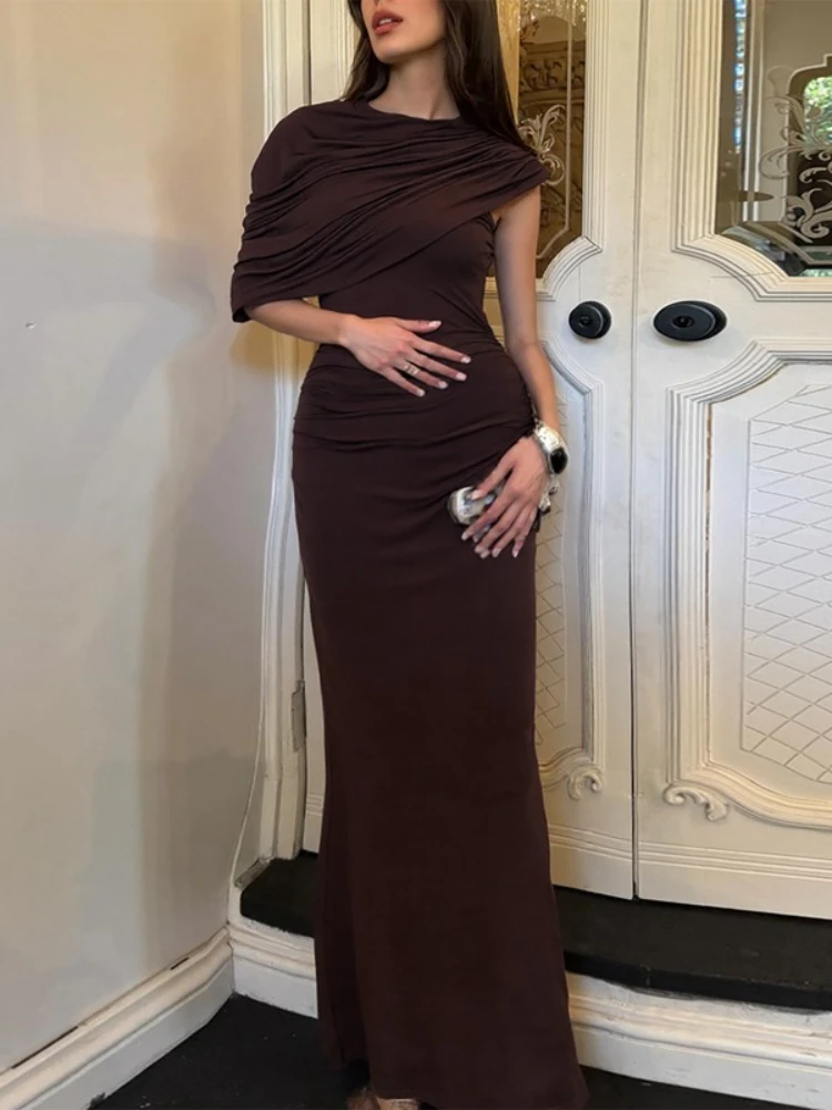 Robe longue marron chic sans manches taille haute moulante – Image 3