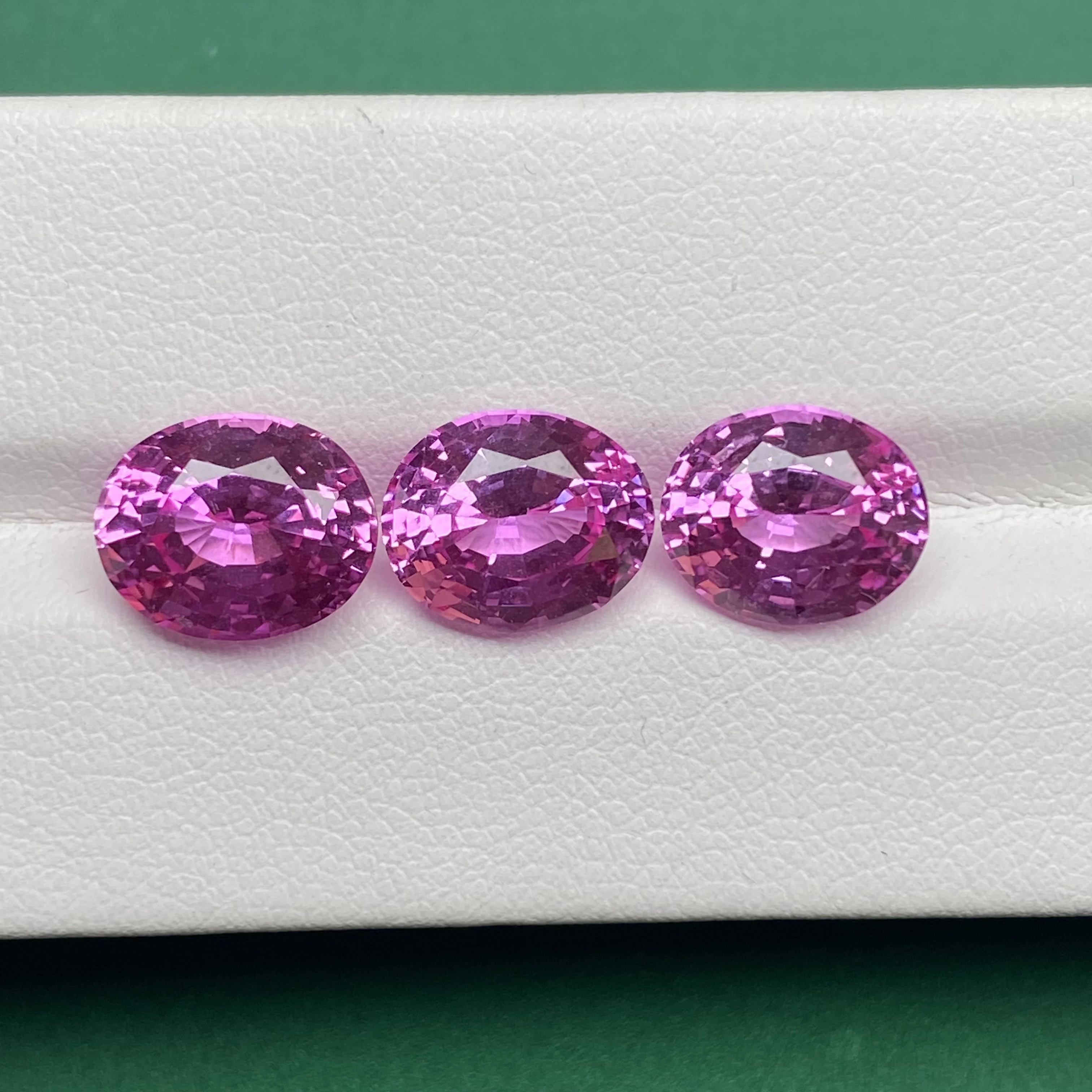 Pirmiana New Fashion Dark Pink Lab Sapphire 8x10mm Oval Shape Loose Gemstone for Diy Jewelry Making