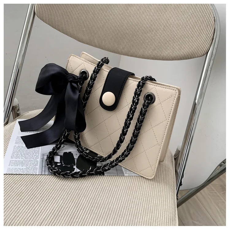 Elegant Square Shoulder Bag For Women With Chain Strap And Ribbons_voghion.com
