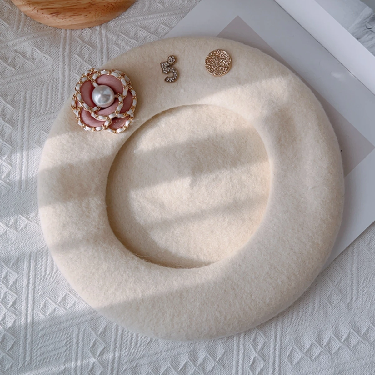 Brand Flower Wool Beret Winter Hat For Women Top Hats Girl Berets Female Daily Wear gorras para mujer