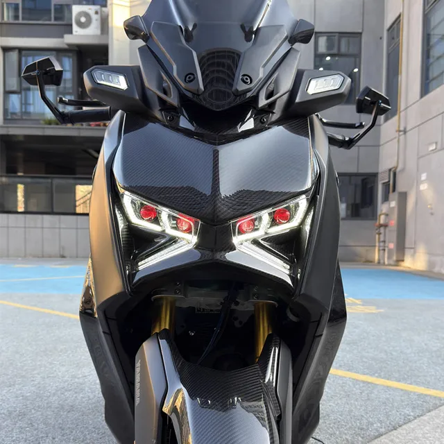 オートバイ 風よけ XMAX300 ため X-MAX300 ため XMAX 300 2023 オートバイスポーツフロントガラスフロン オートバイの フロントガラスディフレクター スポーツフロントガラスヤマハ XMAX125 XMAX250 XMAX300 XMAX X オートバイのフロントガラス  X用 MAX用 用のx-max 300 ... オートバイ 風よけ XMAX125 ため XMAX250 ため XMAX300 2023 オートバイフロントガラスバイザーバイザーデ