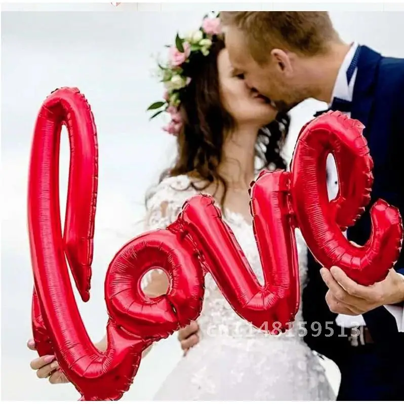 

Фотофольгированный шар с надписью лигатуры Love, фотореквизит для годовщины