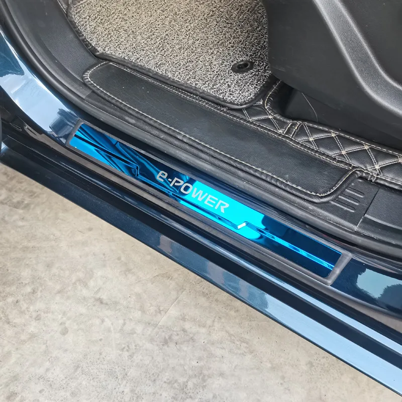 

Защитная Накладка на порог для Nissan Kicks e-POWER, стикер для стайлинга автомобильных педалей, Аксессуары для автомобилей 2018 2019 2020 2021 2023 2024