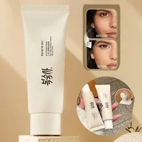 Crème Coréenne à l'Extrait de Riz SPF50+ Hydratante, Améliore le Teint Terne, Unifie et Illumine le Teint, Effet Léger, Correcteur Longue Durée 2