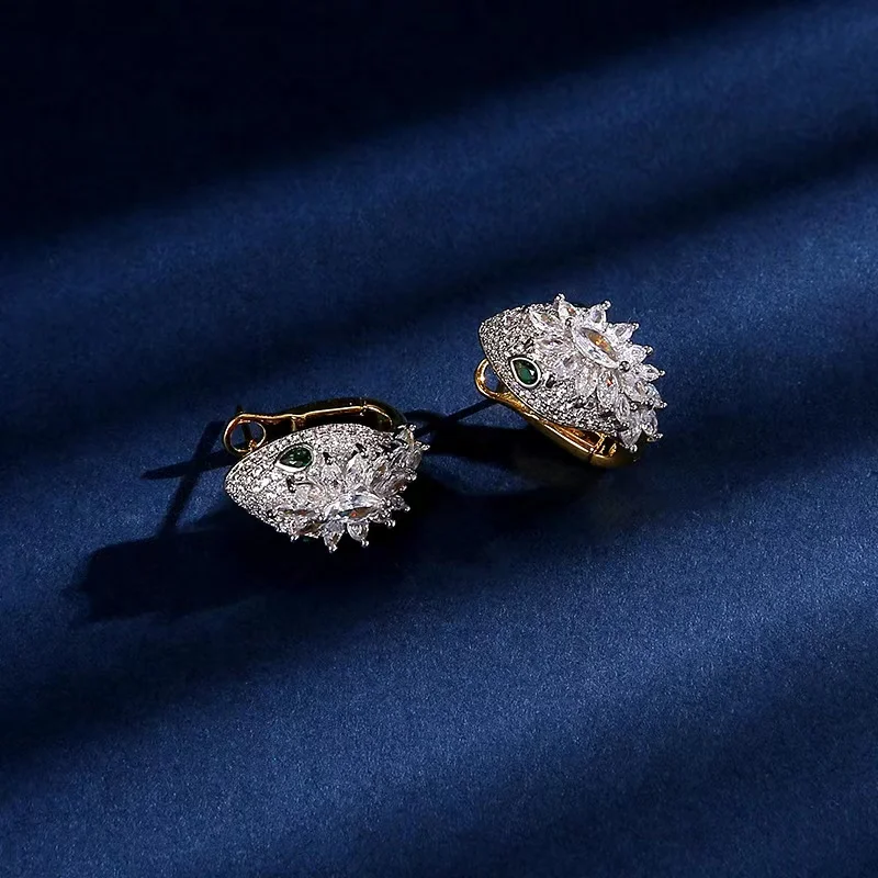 2023 New High Quality Hot Sale Snake Earrings Red Eyes Ladies Fashion Glamour Snake Earrings Luxury Jewelry Party Birthday Gifts