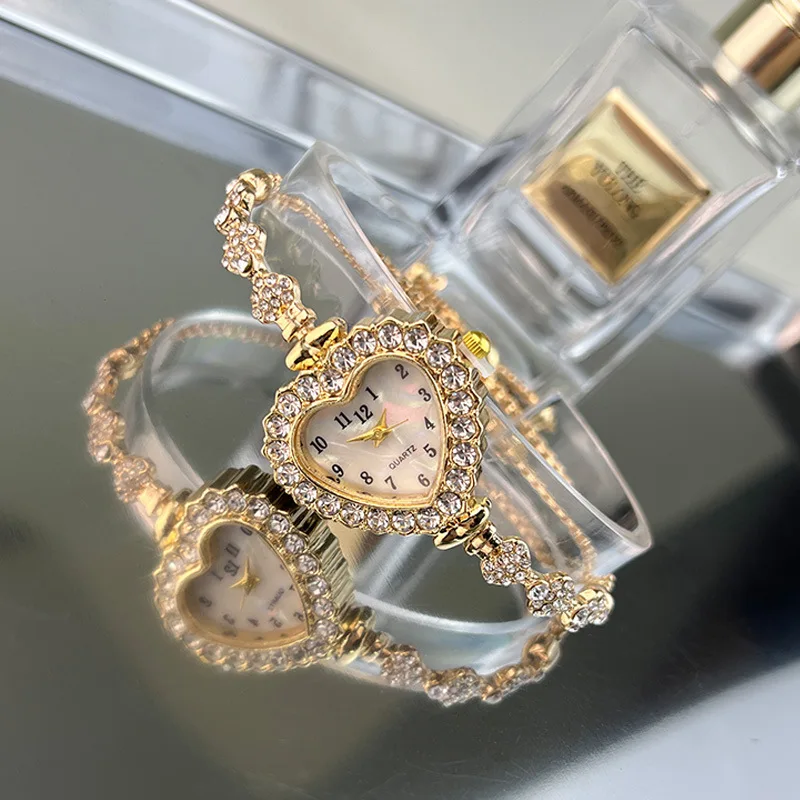 Women Watches New Fashionable Love Type Fine Band Diamond Set Quartz Gold Silver Free Adjustable Bracelet Watch Reloj