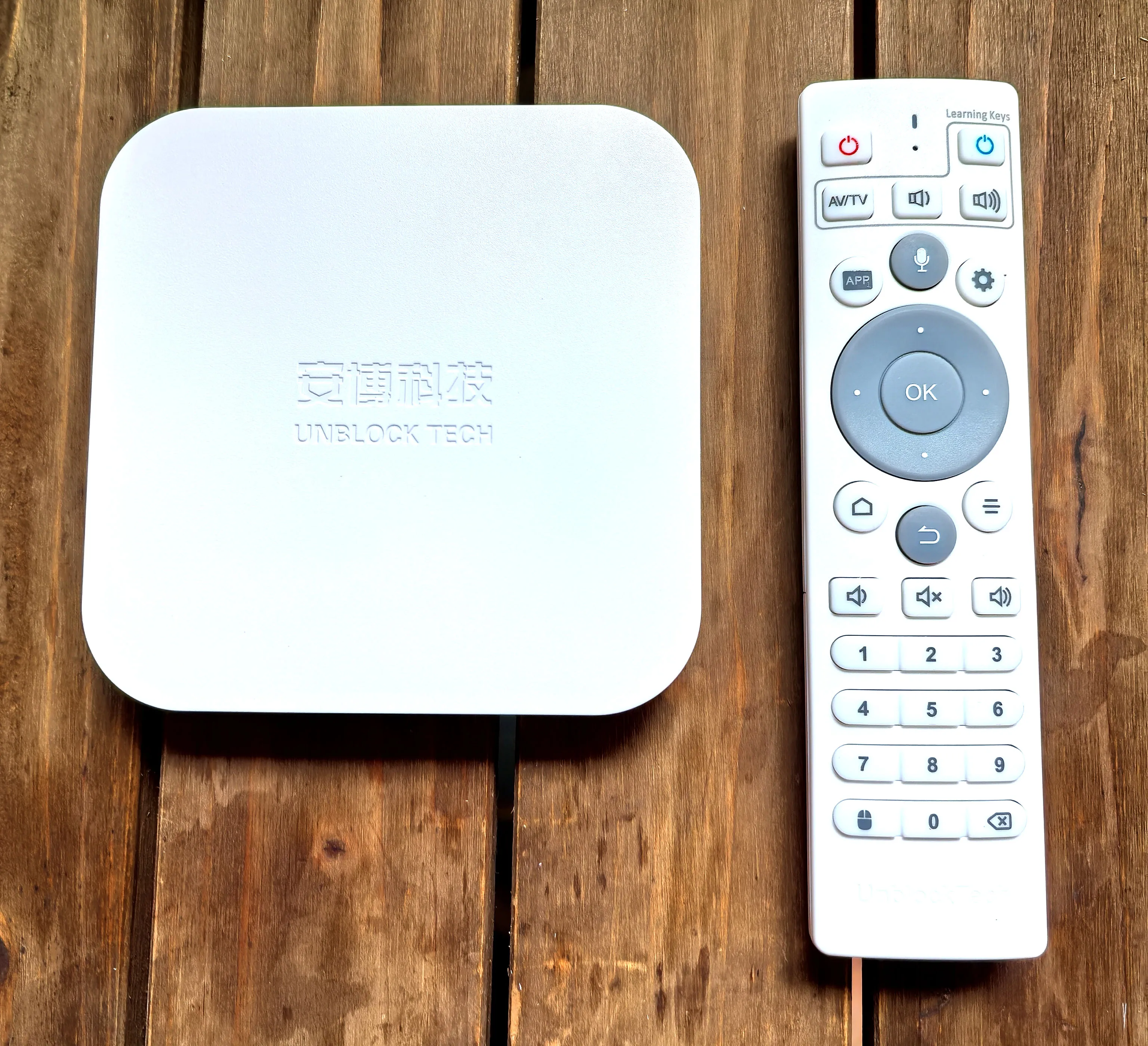 Genuine]ubox unblock tech Ubox 12 tv box 2025 original store 4g64g