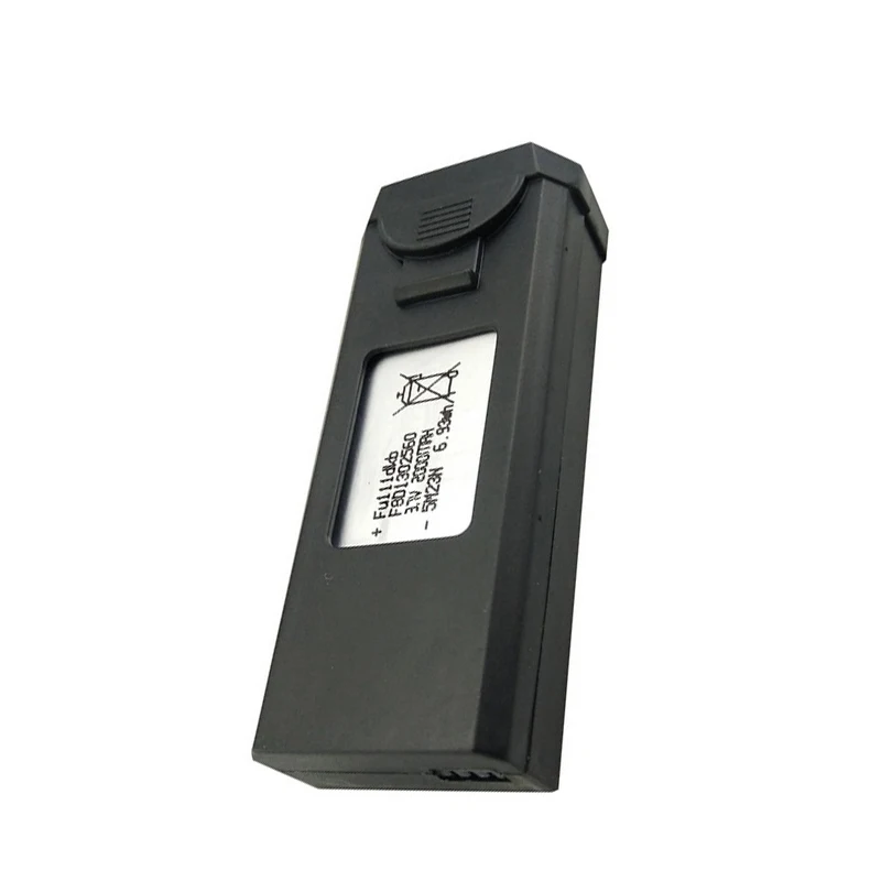 Pack de 5 batteries drone 3,7V alignées avec le chargeur multi-fonctions.