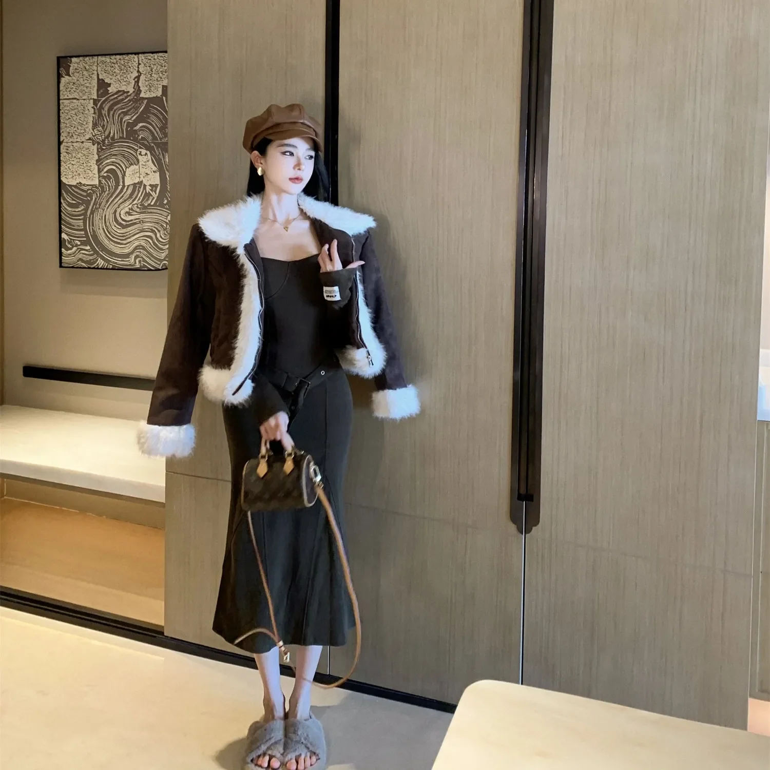 Korean Style Winter Female Jacket Vintage Fuzzy Fur Turn-down Collar Long Sleeve Zipper Fly Women's Coats Youmg Lady Outerwear