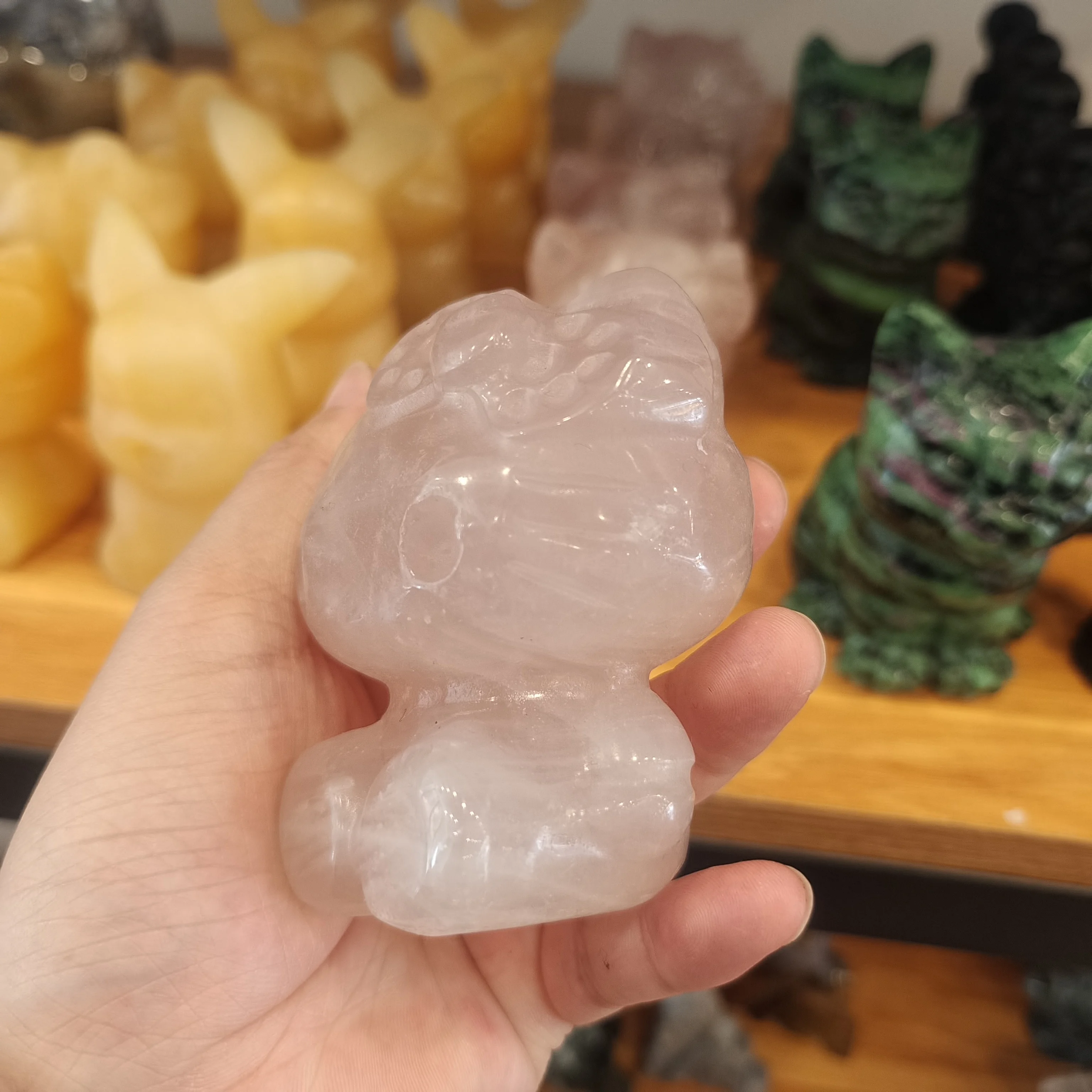 

8-9CM Rare pink crystal rose quartz Carving Natural Quartz Crystal KT Cat Shape Decoration Ornaments Gift Collectibles 1pcs