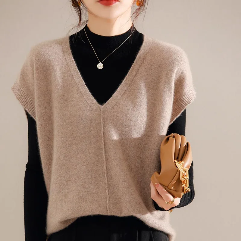 

2023 New Autumn And Winter Women's 100% Merino Wool Knitted Sweater Thickened Sleeveless Striped Vest Pullover Top