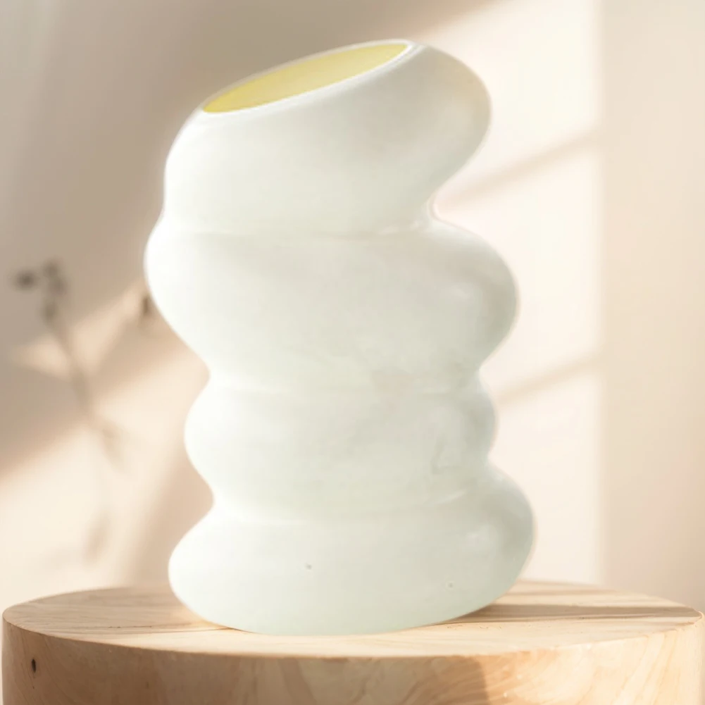 Nordic Spiral Flower Pot Plastic Spiral Vase Aesthetic Simple Desktop Vase Wavy Lines Minimalist for Desktop Office Ornament 4