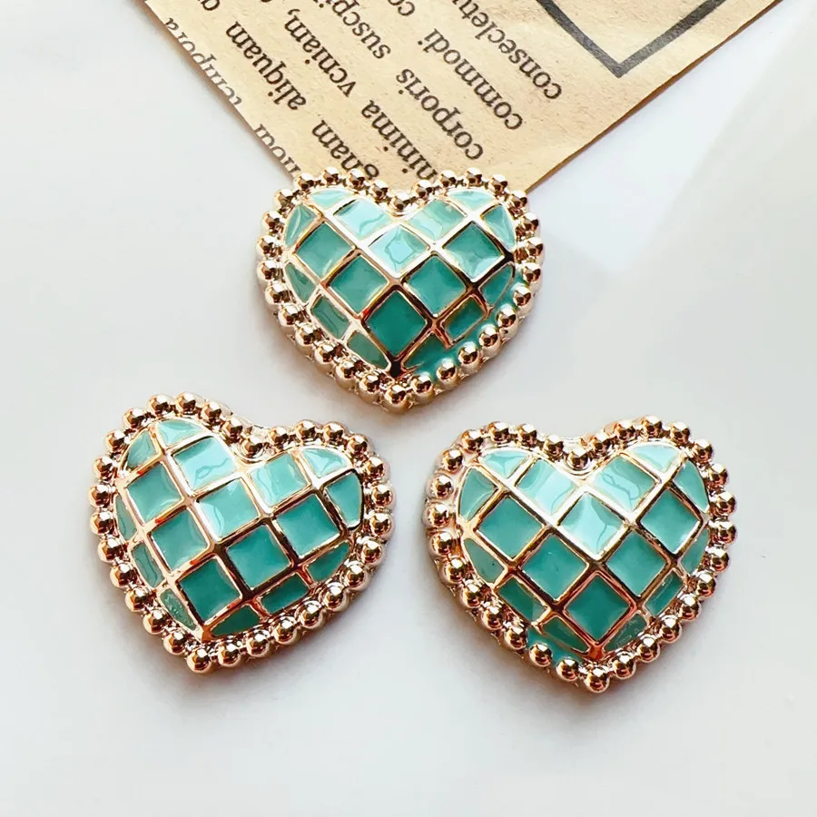 12 Stück/Set Elegante Herzförmige Harz-Schuhschnallen für Mädchen, Passend für DIY-Charms, Dekorationen mit Loch für Kinderschuhe, Schuhornamente – Detail 8