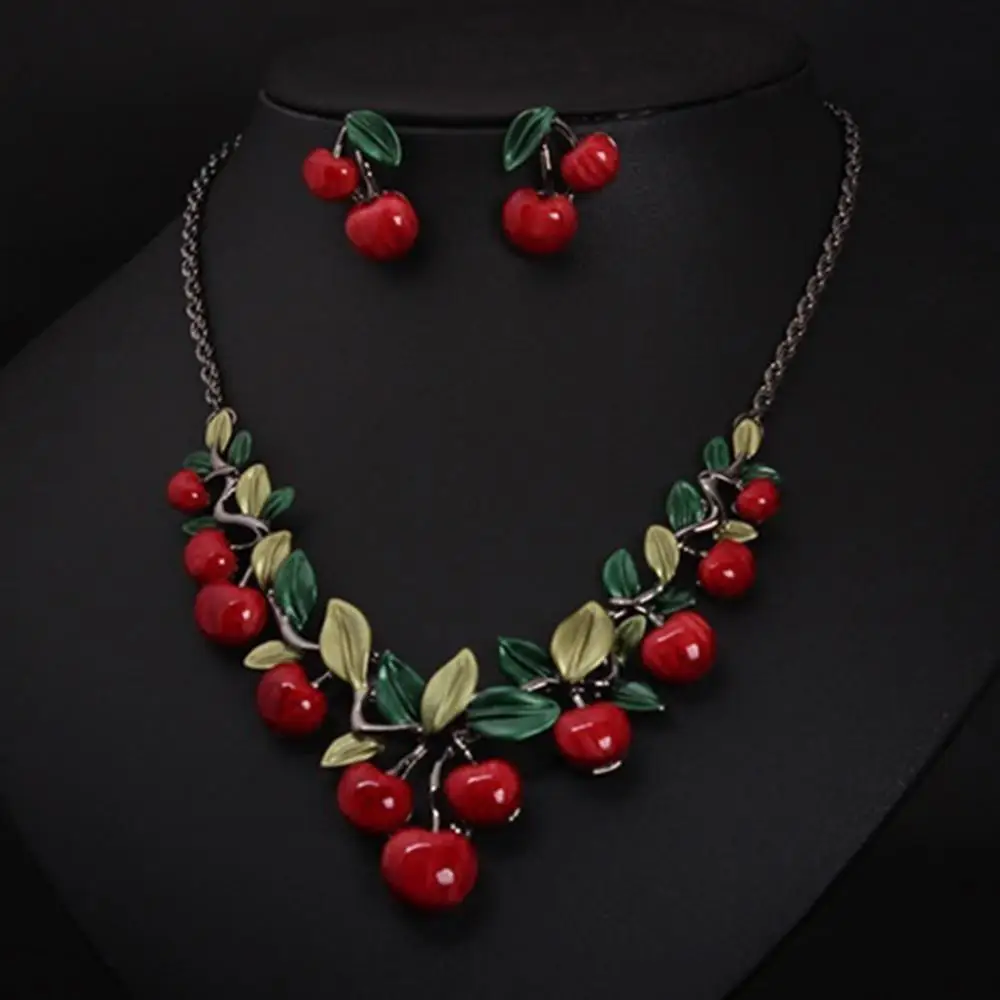 1 Set Vintage Red Cherry Fruit Necklace Earrings Jewelry Set Chic Bridal Wedding Necklace Jewelry Accessories 3