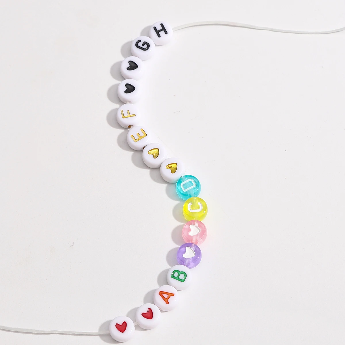 1 Satz/Beutel 24/28 Gitterbox mit Acryl 26-Buchstaben-Perlen-Set, handgefertigte DIY-Herstellung von Schmuck, Ohrringen, Halsketten, Zubehör Materia – Detail 9