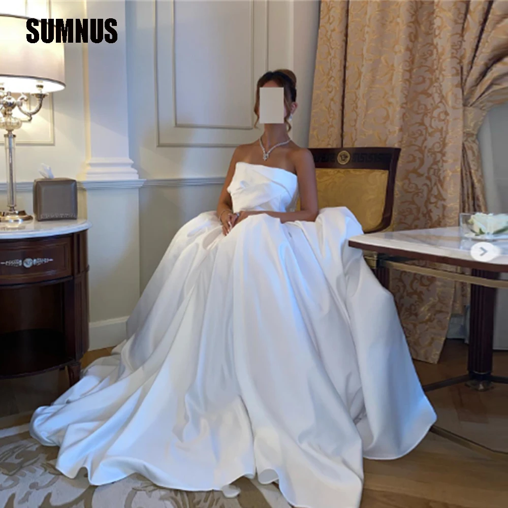 

SUMNUS Simple Strapless A Line Satin Dubai Wedding Dresses Pleats Bride Dress Sexy Floor Length Bridal Gowns robes de mariage