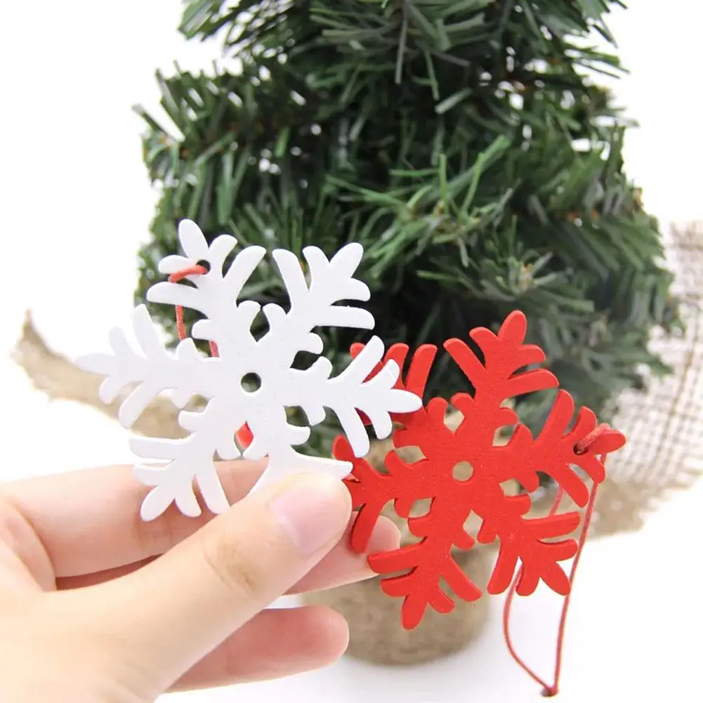 

6pcs/bag DIY White&Red Snowflakes Christmas Wooden Pendants Ornaments For Xmas Tree Ornaments Christmas Party Decorations