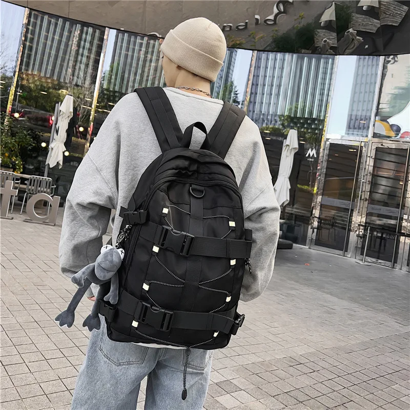 Zaino Borsa da skateboard Uomo Donna Zaino alla moda con strisce riflettenti fresche Zaino per studenti Zaino personalizzato di grande capacità - immagine 3