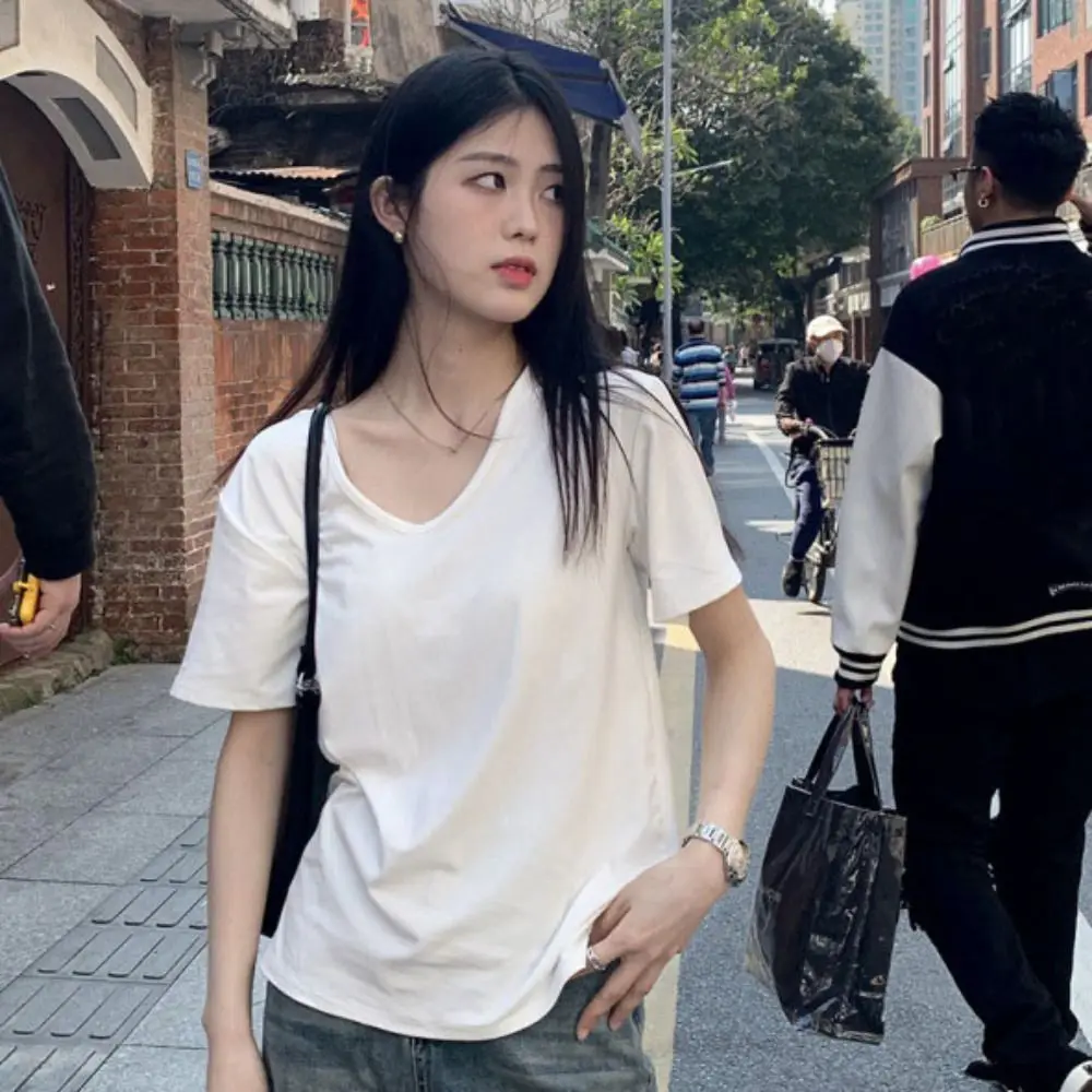 

Тонкая женская футболка, новинка, летняя Тонкая блузка с V-образным вырезом, Модные свободные рубашки с коротким рукавом