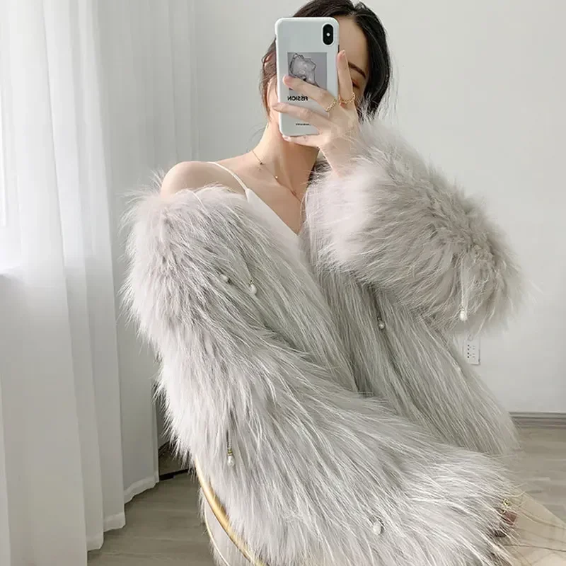 

2024 New Women Korea Fashion Pear Beading Feather Coats Autumn Fashion Faux Fox Fur Coat Loose Short Outercoat