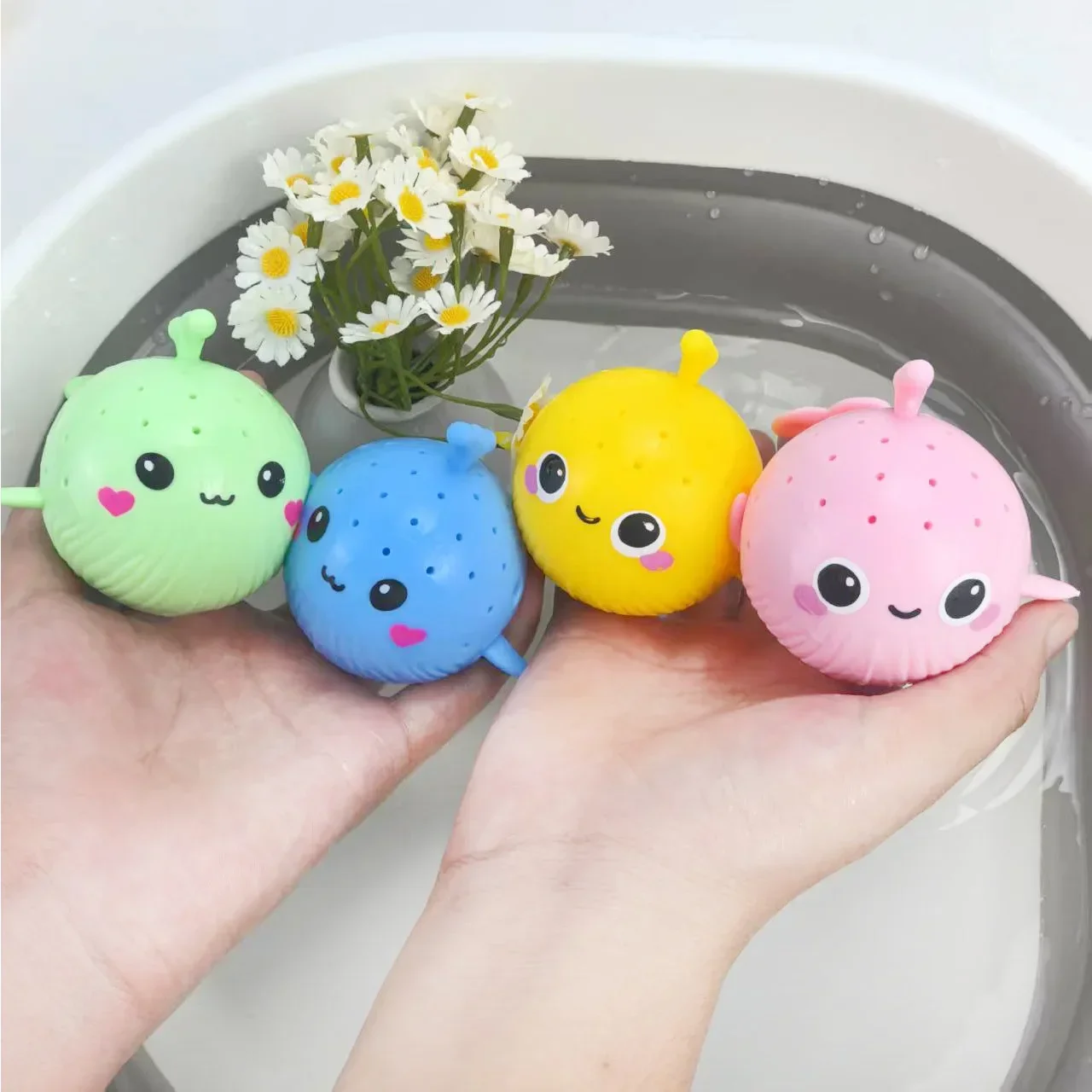 Giocattoli da Bagno per Bambini, Spugna Assorbente a Forma di Balena, Giocattoli Antistress, Gioco d'Acqua Estivo per Bambini, Giocattolo Morbido per Bambini - immagine 4