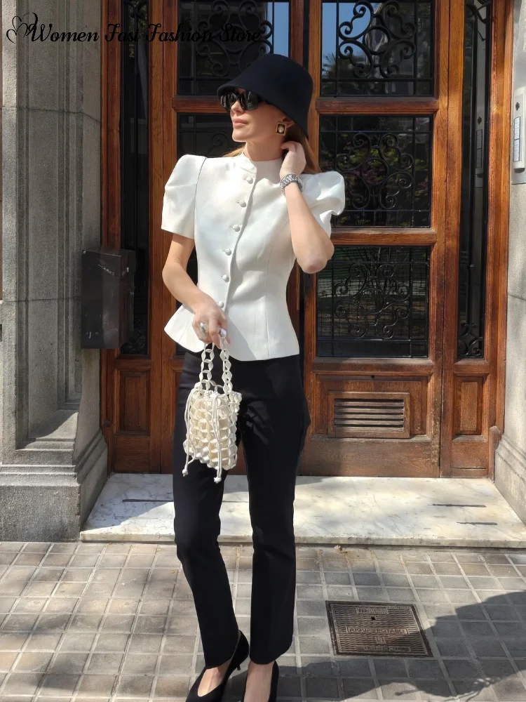 Elegant Single-Breasted Short Sleeve O-Neck Solid Top for Street Style — photo 1