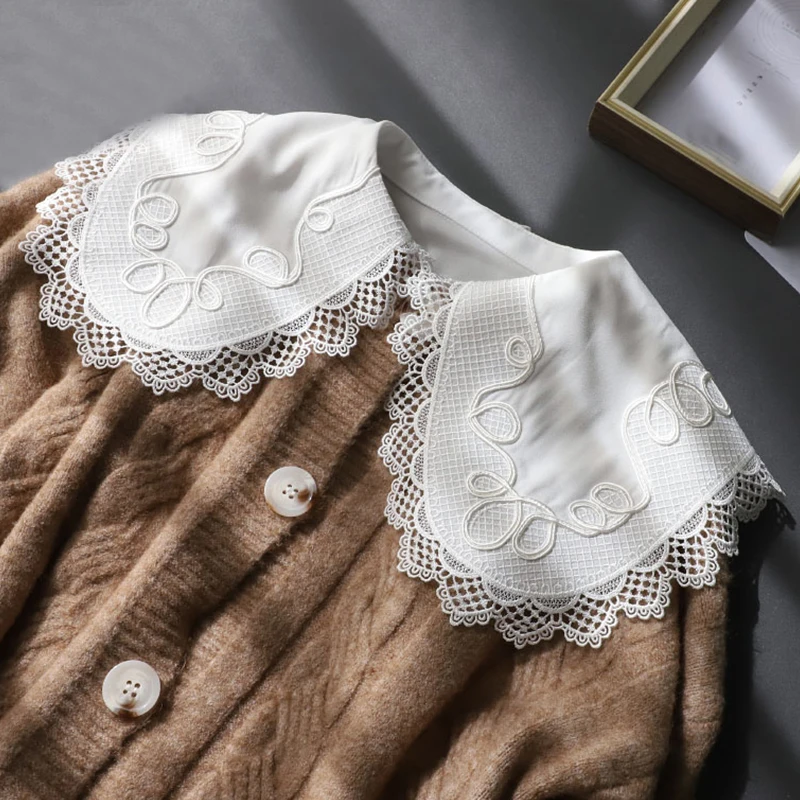 

Linbaiway Big Lapel Embroidery Fake Collar for Women Sweet Shirt Detachable Collars Lace Neckline Shoulder Wrap False Collar