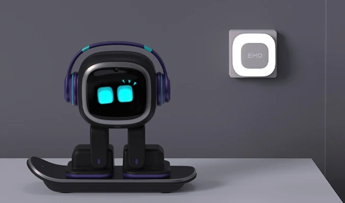 EMO AI Desktop Pet - Smart Light Control