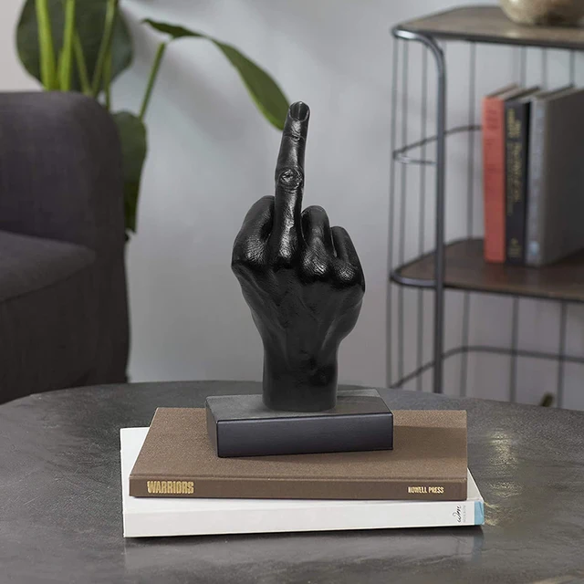 Ornements en résine de Statue du doigt du milieu, artisanat d'art du doigt du milieu vertical, Sculpture de geste de bureau, salon Dec 3