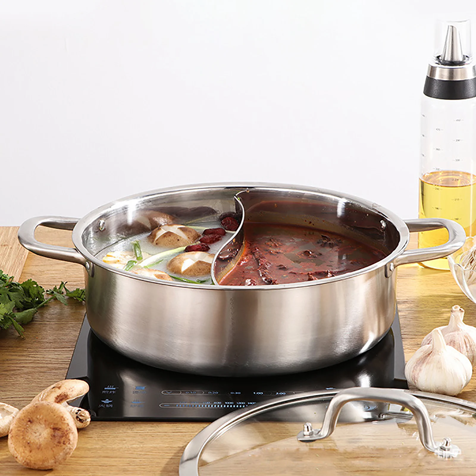 304 Food Grade Stainless Steel Shabu Shabu Hot pot with Divider & Lid 32cm