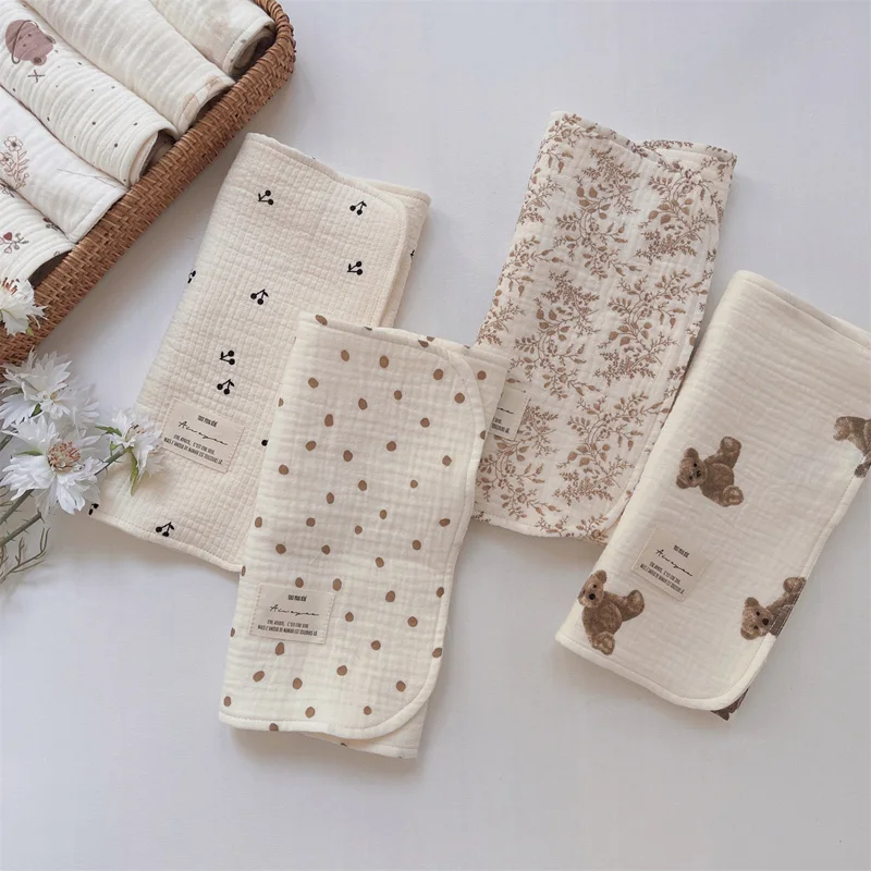 Pure Cotton Printing Baby Bibs Four Layers Breathable Floral newborn Burp Cloths Bandana Absorbent Soft Baby Boy Girl Feeding To