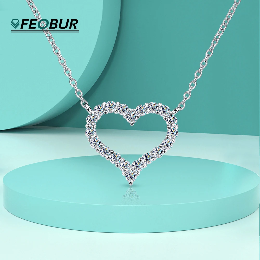 

Moissanite Heart Pendant Necklaces for Women 18K White Gold Plated 925 Sterling Silver D Color VVS1 Simulated Diamond Jewelry