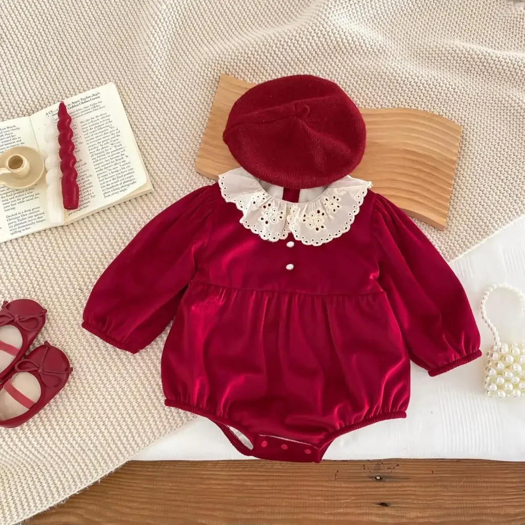 

2023 INS Baby Girls Winter Onesies Red Plush Insulation Wrap Newborn Girls One-piece Rompers Lace Warm Infant Girls Bodysuit