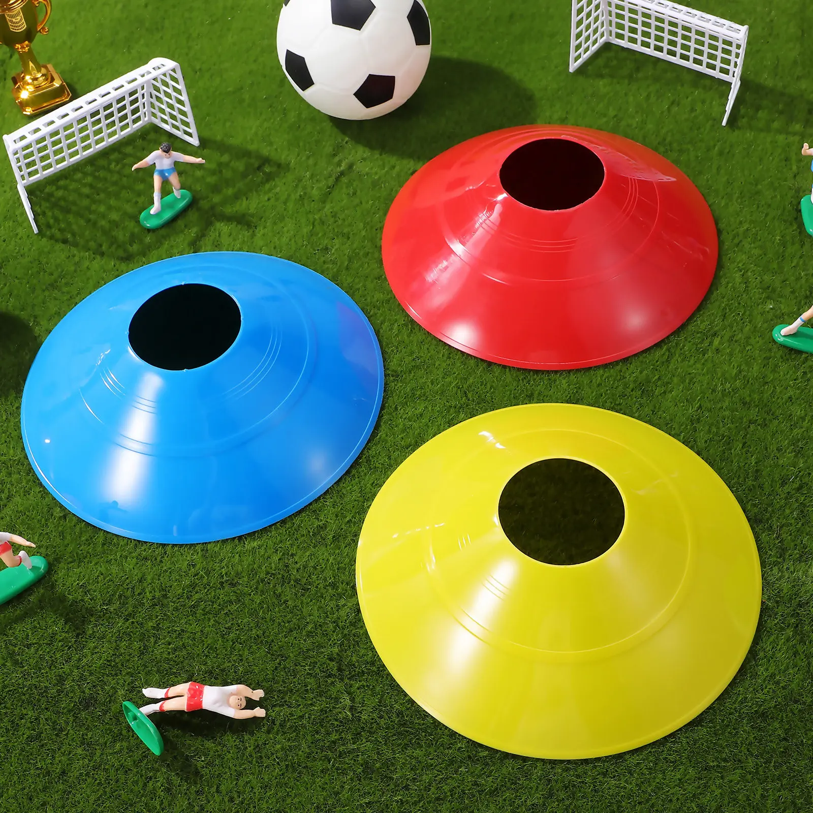 30개 축구 콘 세트 PE 플라스틱 민첩성 콘, 축구 드릴, 축구 훈련, 어린이 스포츠 연습 장비, 색상 코드 표시