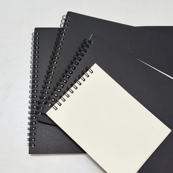 Blocco da Disegno per Artisti Nero - Carta Artistica, Perfetto per Schizzi e Disegni, Strumenti per Schizzi, Rilegatura a Spirale, Pagine di Carta Spessa