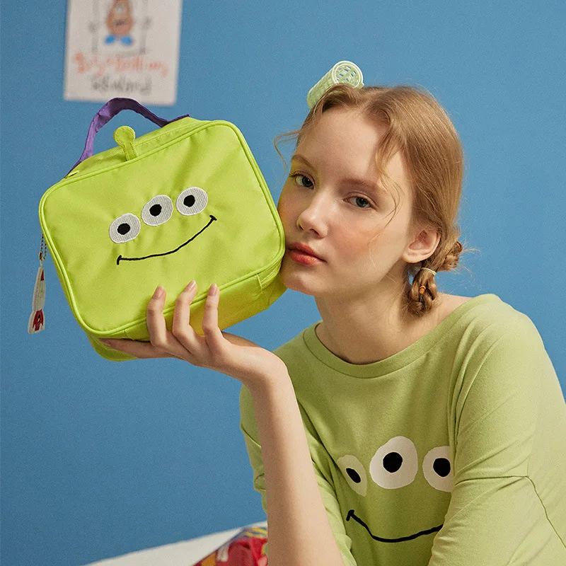 

Сумка для хранения косметики Disney Дамбо 8811