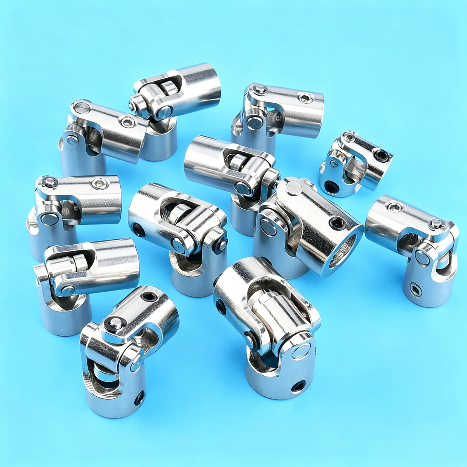 Les 8 bagues de réduction pour arbre moteur RC alignées avec leurs diamètres respectifs visibles, idéales pour adapter les axes de moteurs.