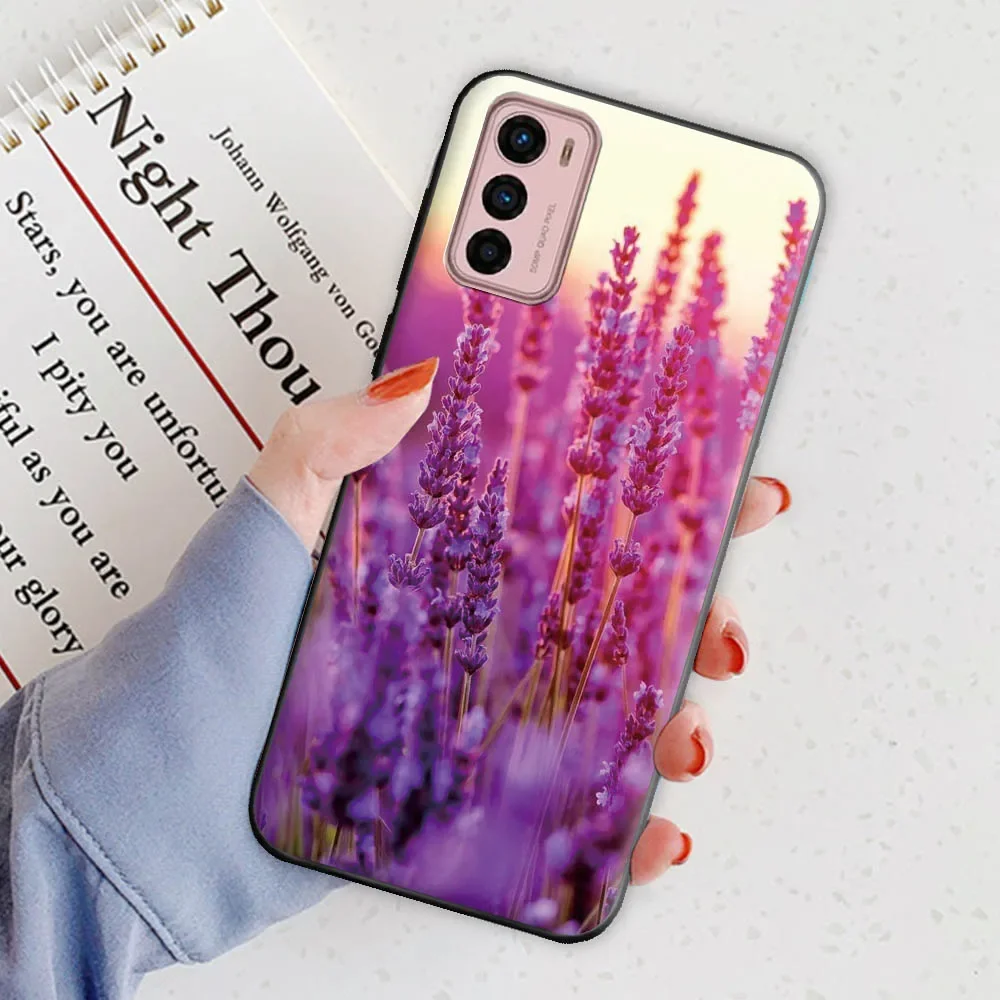 Vibrant Animal Design Silicone Case - Soft Bumper Protection for Motorola Moto Smartphones