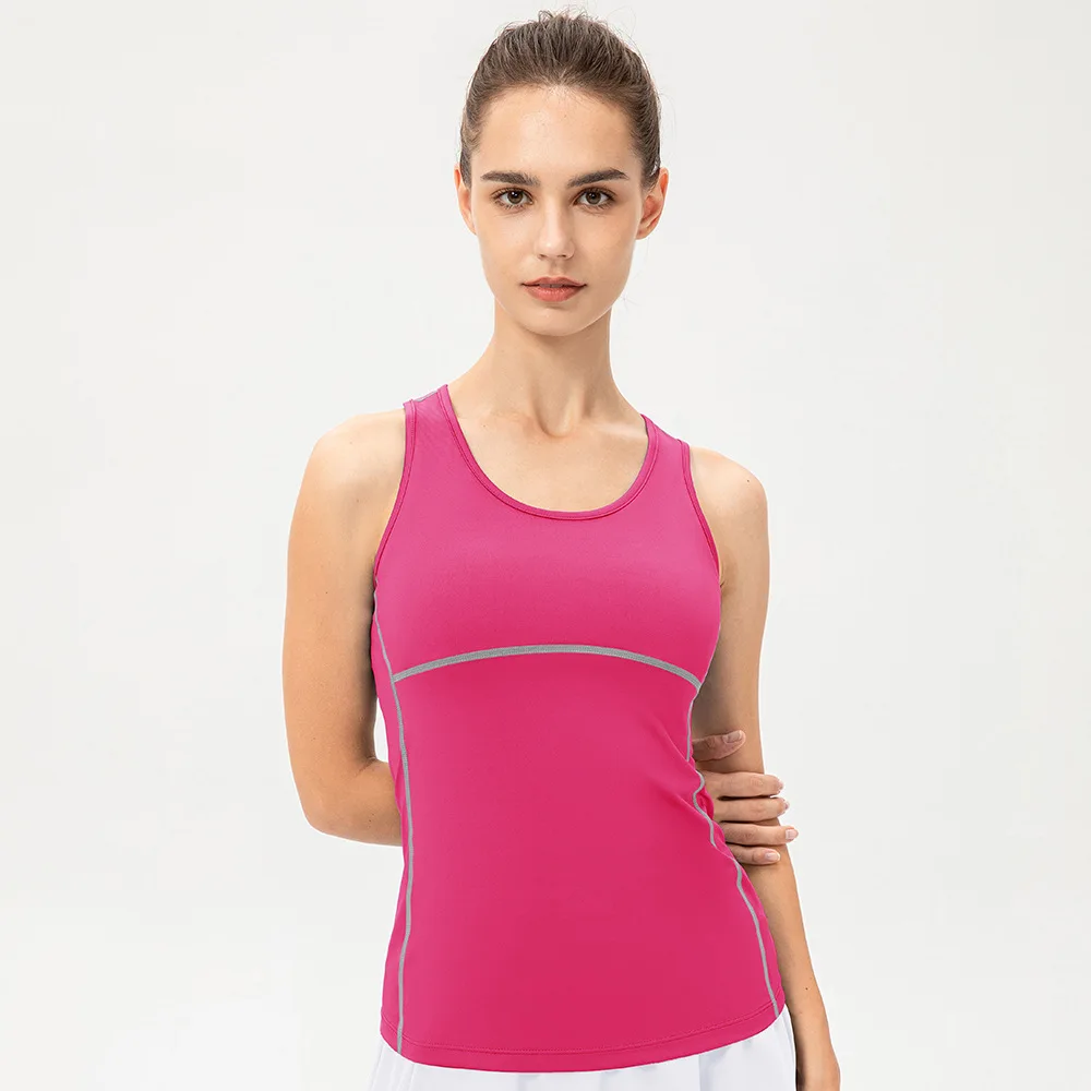 توب رياضي نسائي