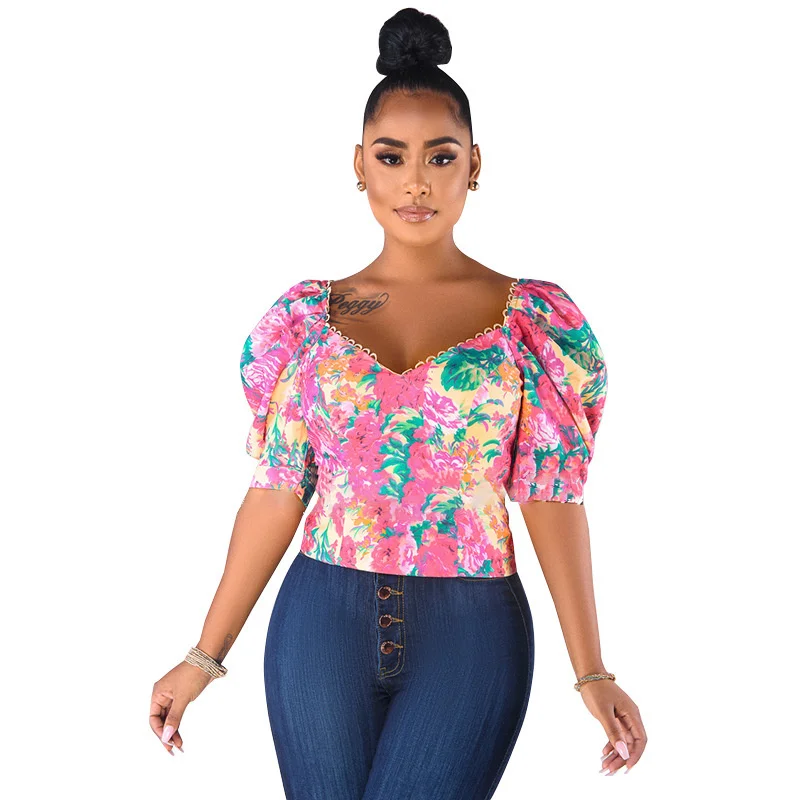 Рисунок 3 - Блузка женская с V-образным вырезом