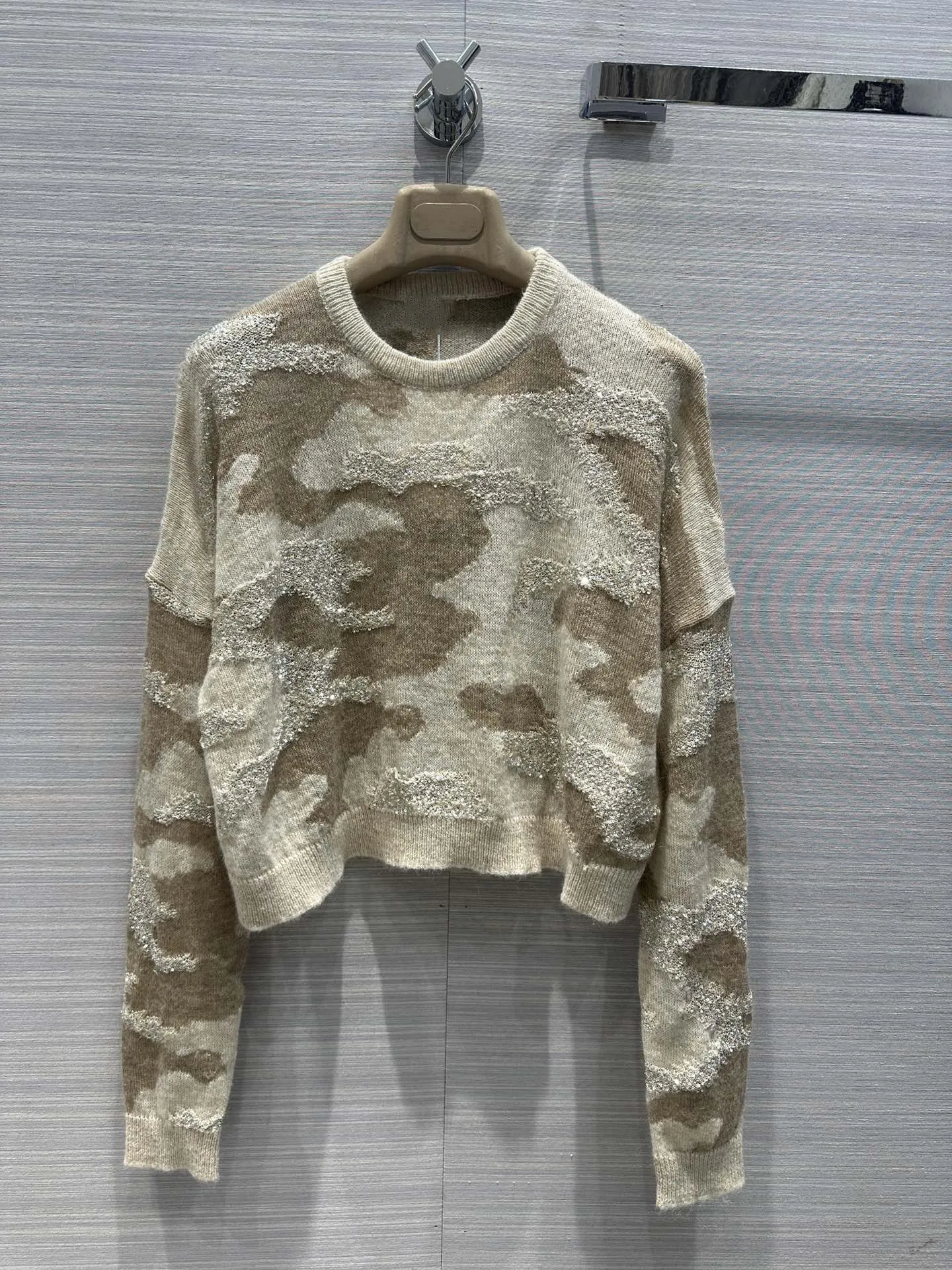 

2023 Women's Clothing Beaded embroidered wool knit top Autumn Winter New 1018