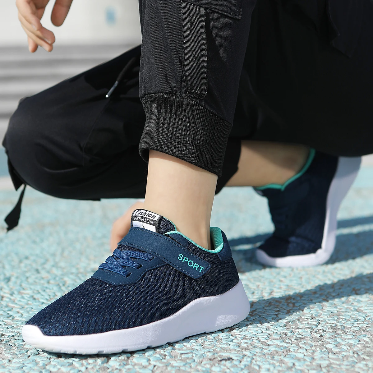 Scarpe da ginnastica sportive leggere e comode per bambini - immagine 5