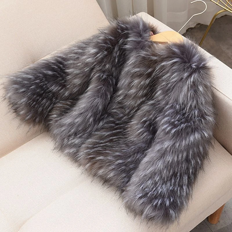 

Girls Faux Fur Coats Winter New Fashion Silver Fox Color Jacket for Babies Cotton Thick Warm Children's Clothing Kids Clothes