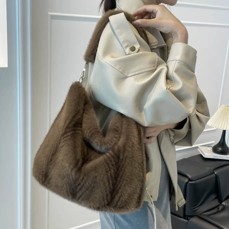 Furry Stripe Bucket Bag 1