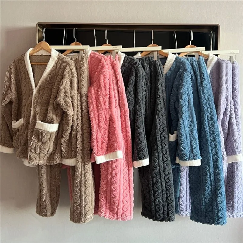Thickened Warm And Comfortable Pajamas For Women'S Winter Long Sleeved Velvet For Women'S Home Heating Set