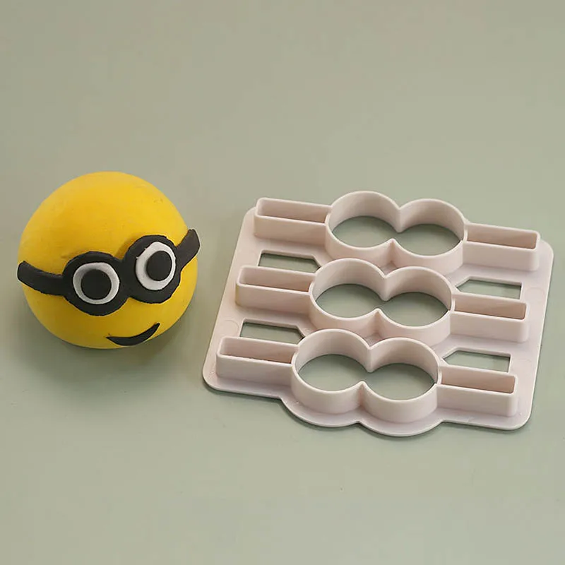 

Cartoon Cookie Cutter Plastic Bakeware Fondant Chocolates Mold Baking Tools Birthday Cake Decoration Kitchen Party Accessories