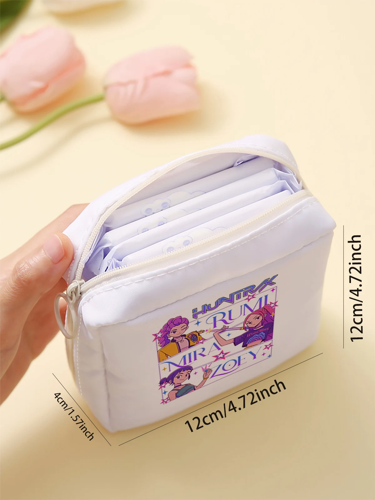 Cartoon pattern printed sanitary napkin storage bag, women's lightweight tissue bag, sanitary tissue bag