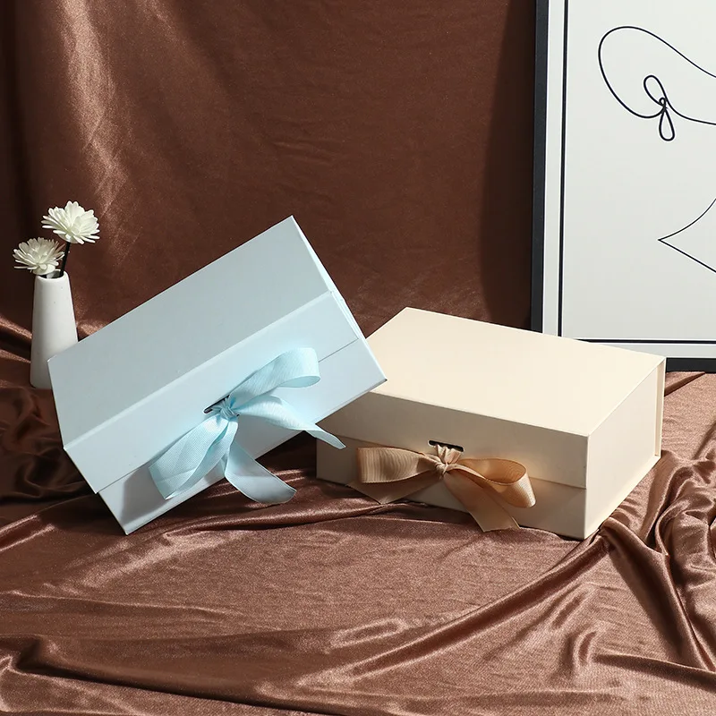 Gift Boxes, Christmas White Gift Boxes With Lids Magnetic Closure,  Bridesmaid Proposal Boxes, Luxury Gift Boxes For Presents - Gift Boxes &  Bags - AliExpress